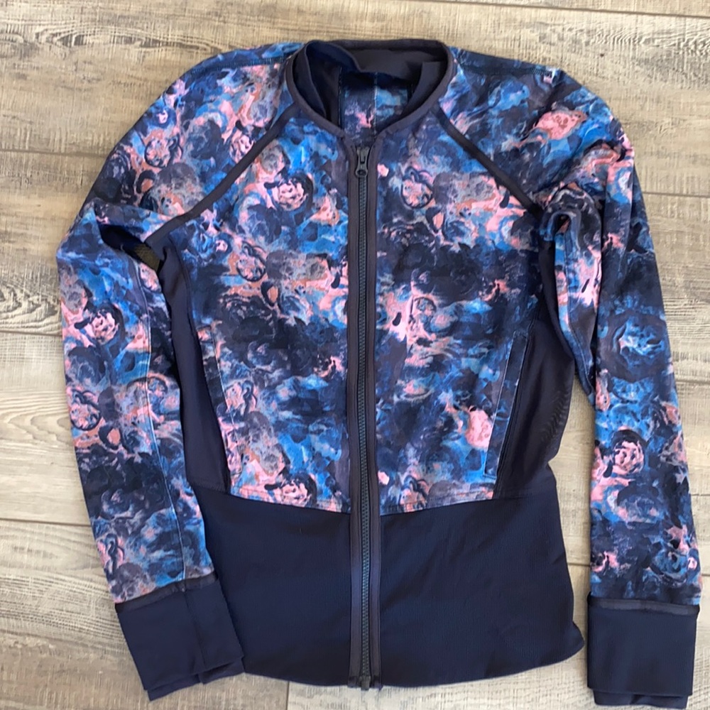 Lululemon light jacket